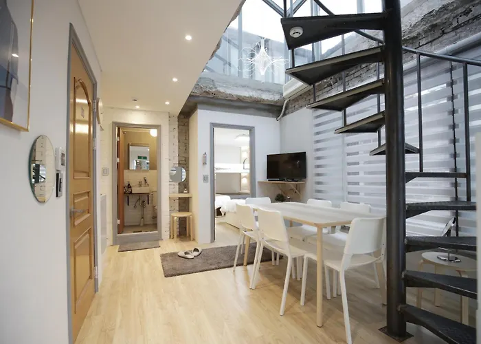 House Hongdae-st 1min 4br 4bath Rooftop Villa Seoul