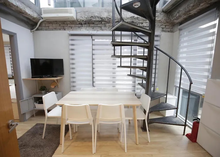 House Hongdae-st 1min 4br 4bath Rooftop