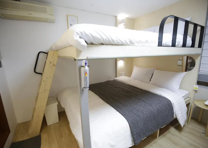 House Hongdae-st 1min 4br 4bath Rooftop *