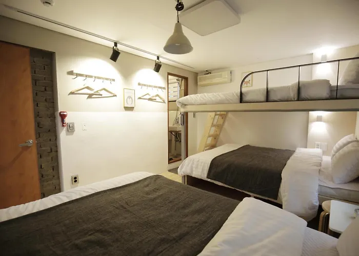 Villa House Hongdae-st 1min 4br 4bath Rooftop